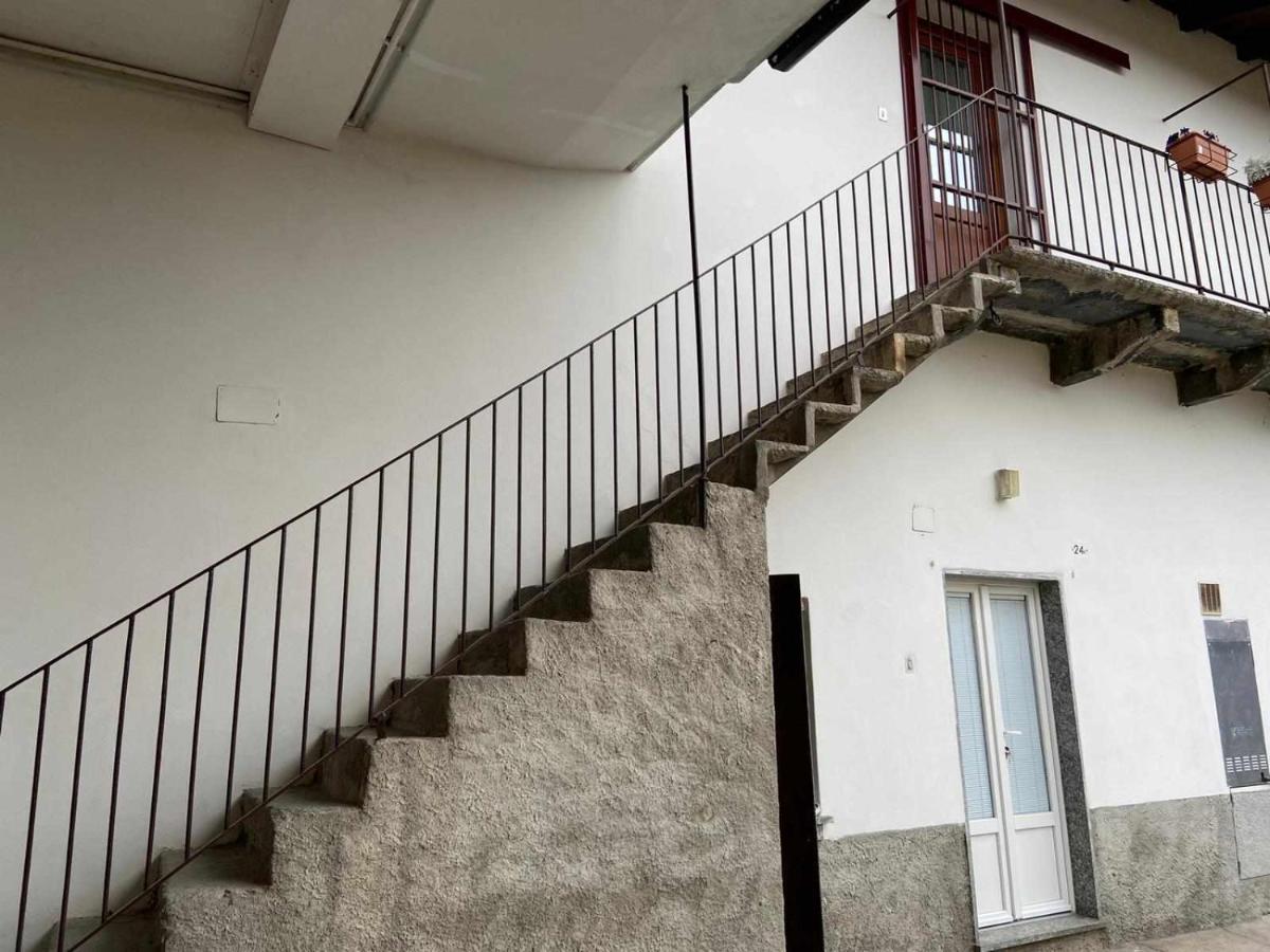 Casa Vacanza Amelia Bosisio Parini Exterior photo