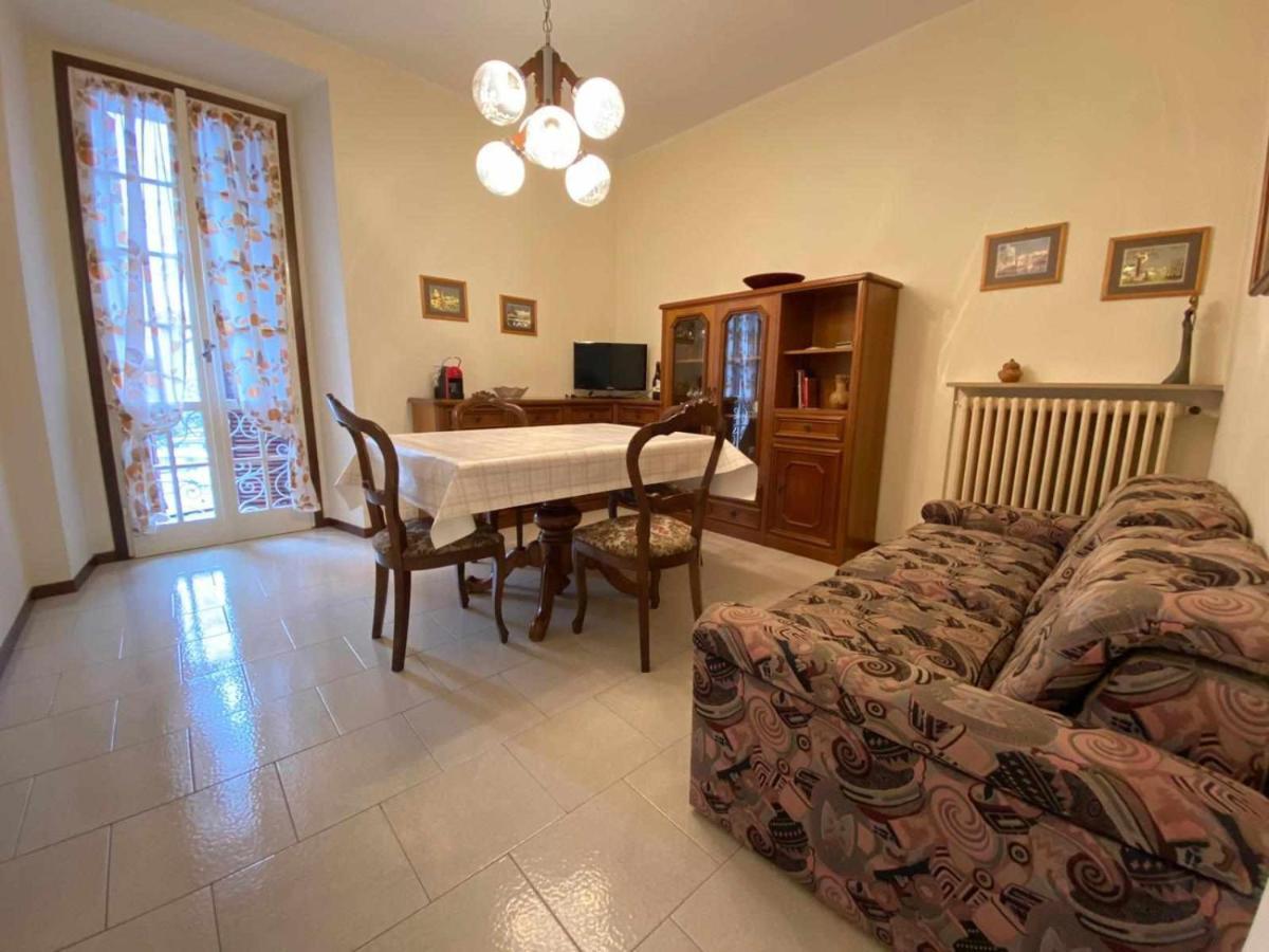Casa Vacanza Amelia Bosisio Parini Exterior photo